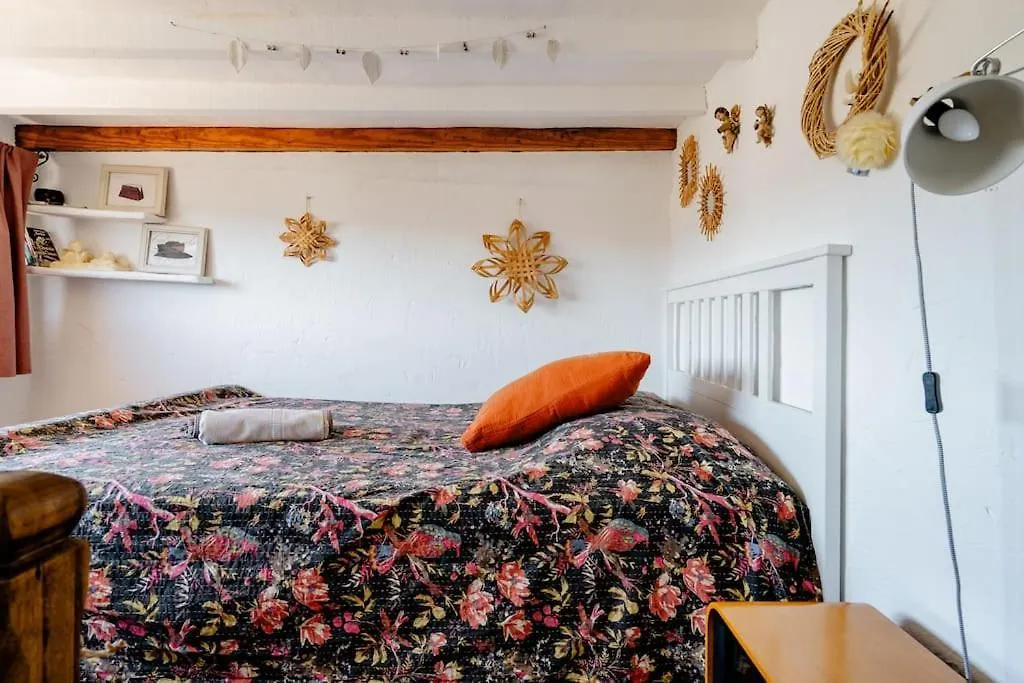 Chambre Atypique Dans Cafe Healthy Saint-Paul-de-Vence 0*,  France