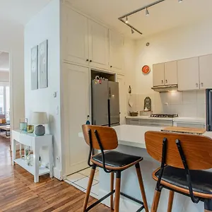 https://superbe-appartement-avec-jacuzzi.midi-pyreneeshotels.com